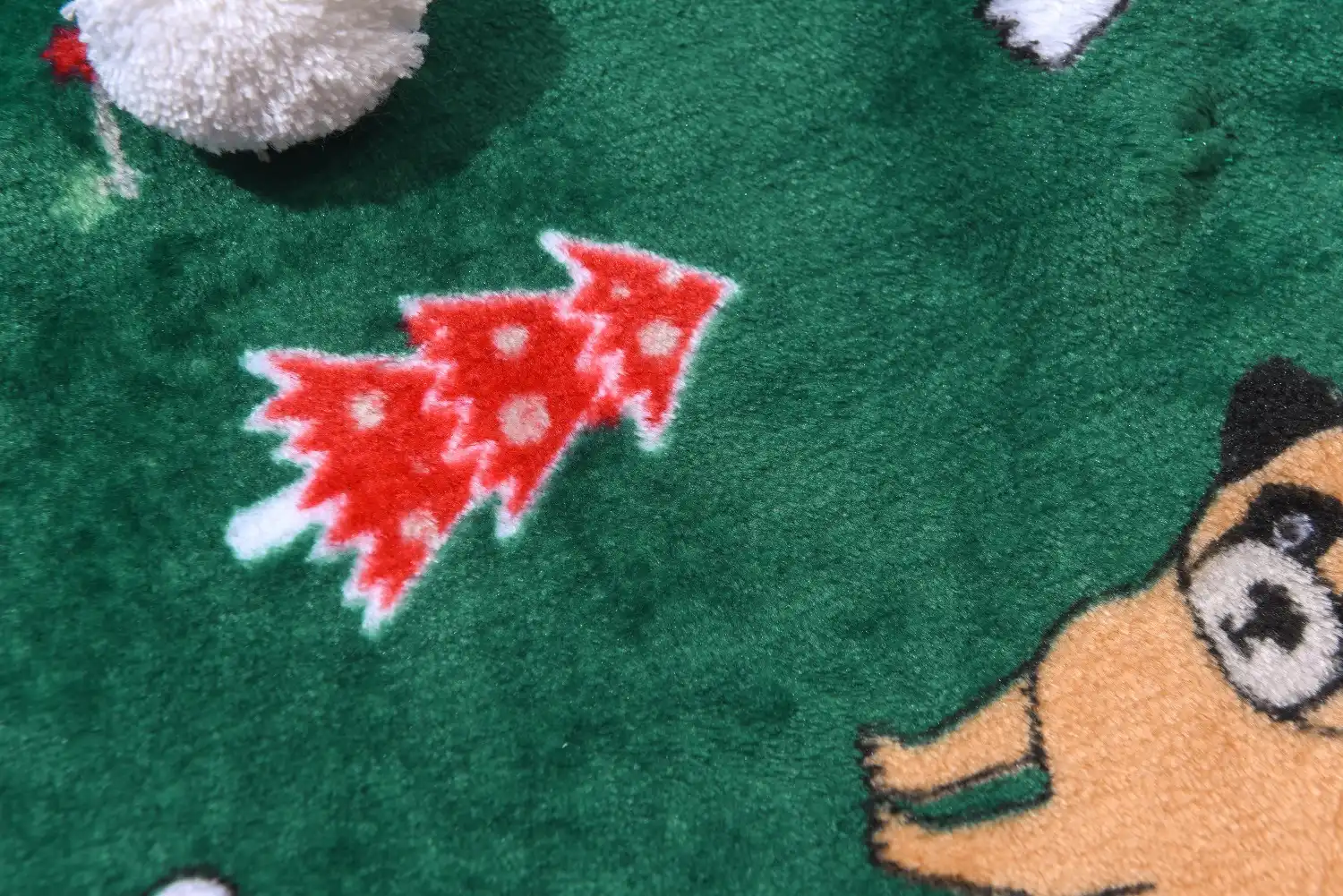 Christmas Cloak for Dogs, Teddy, French Bulldog - Detail